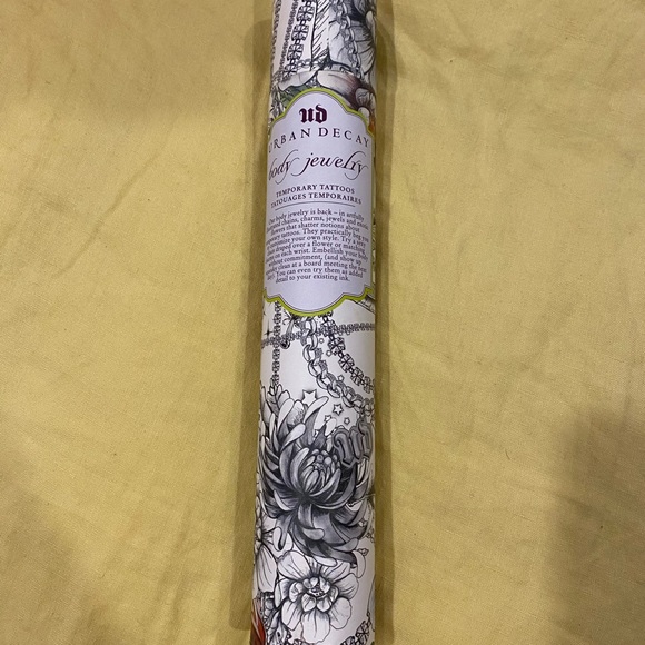 Urban Decay Body Jewellery Temporary Tatoos - Picture 1 of 3